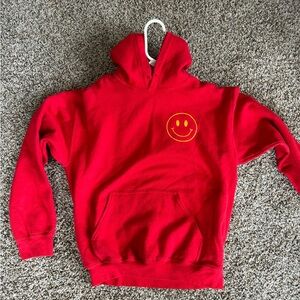 Gildan Red Smiley Face Sweatshirt Hoodie